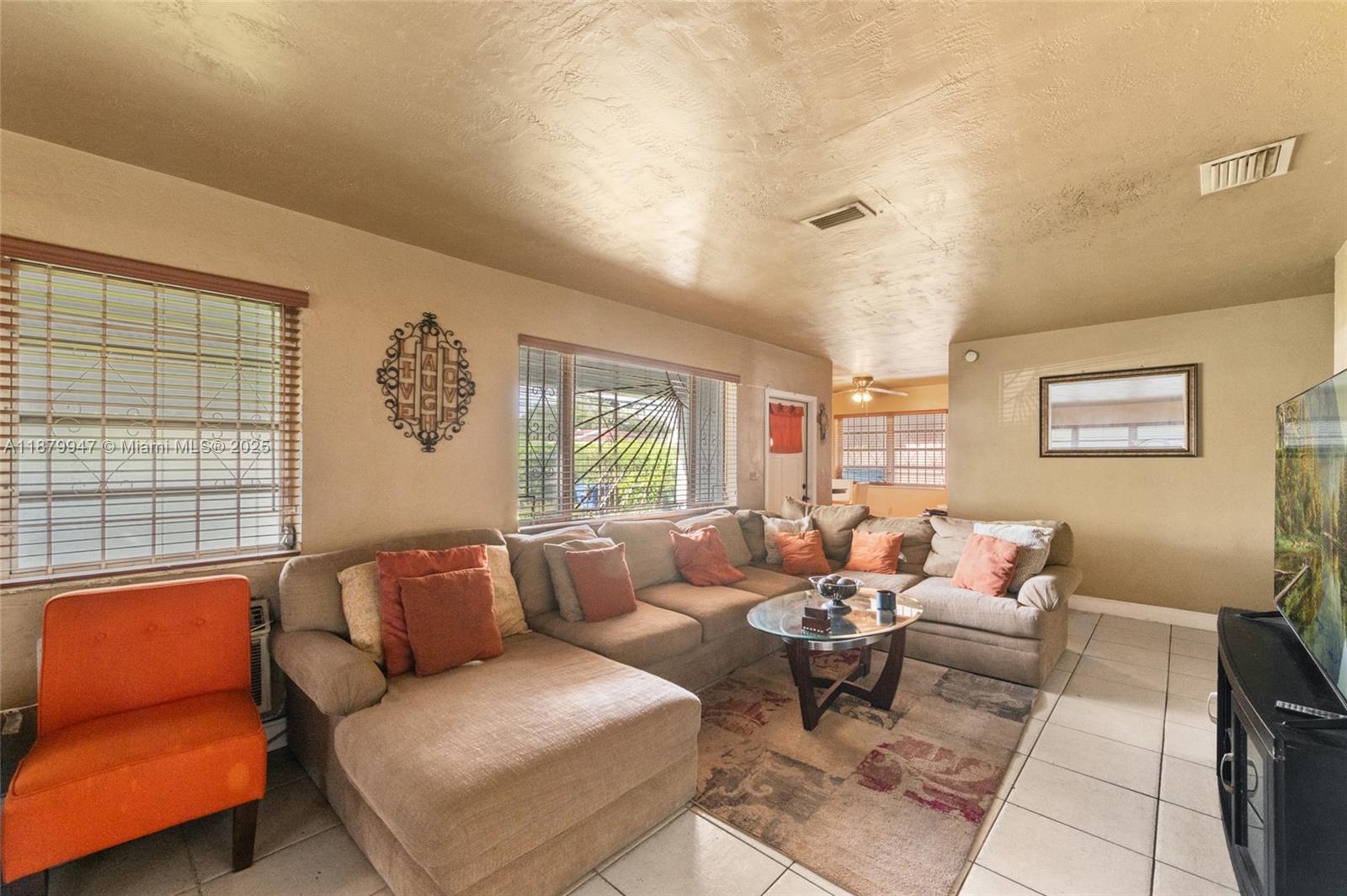 SEMINOLE LAWNS - Residential