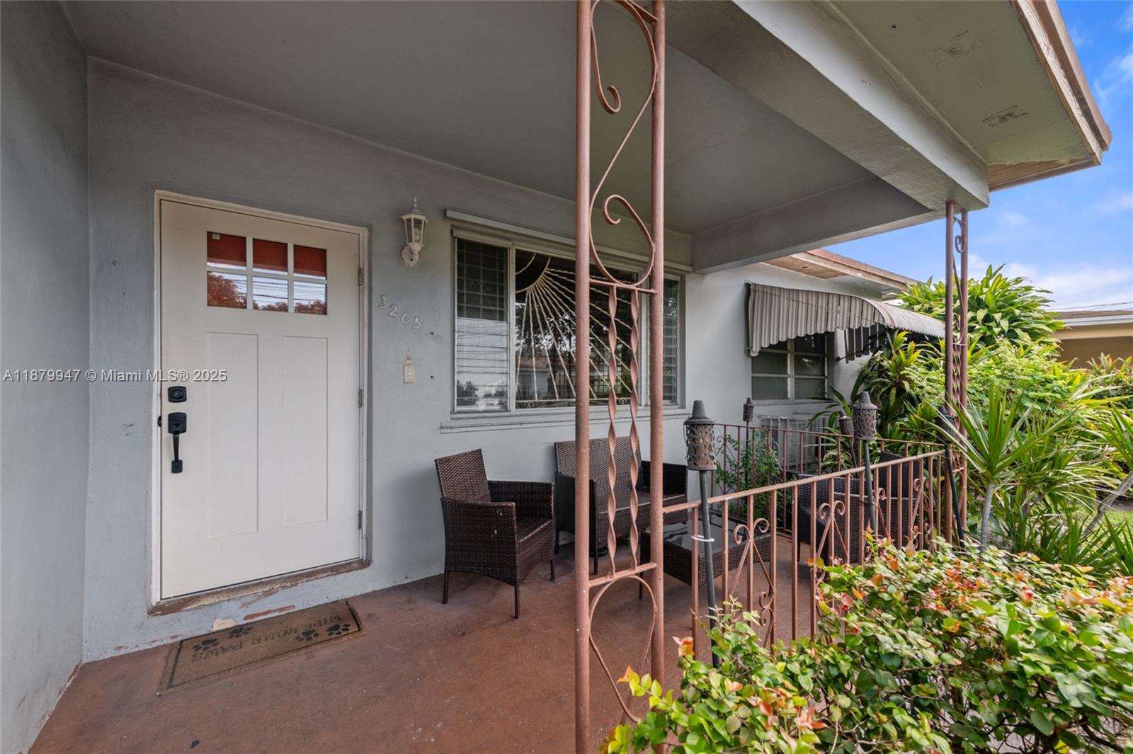 SEMINOLE LAWNS - Residential