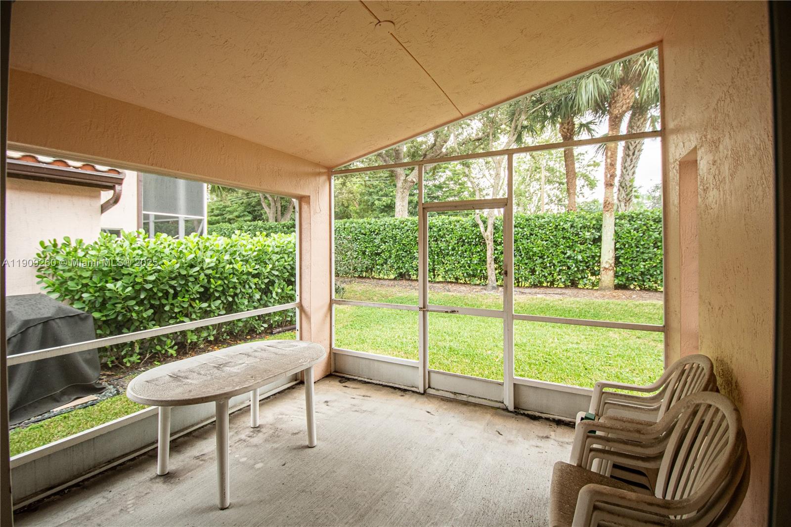 Cascade Lakes - Residential