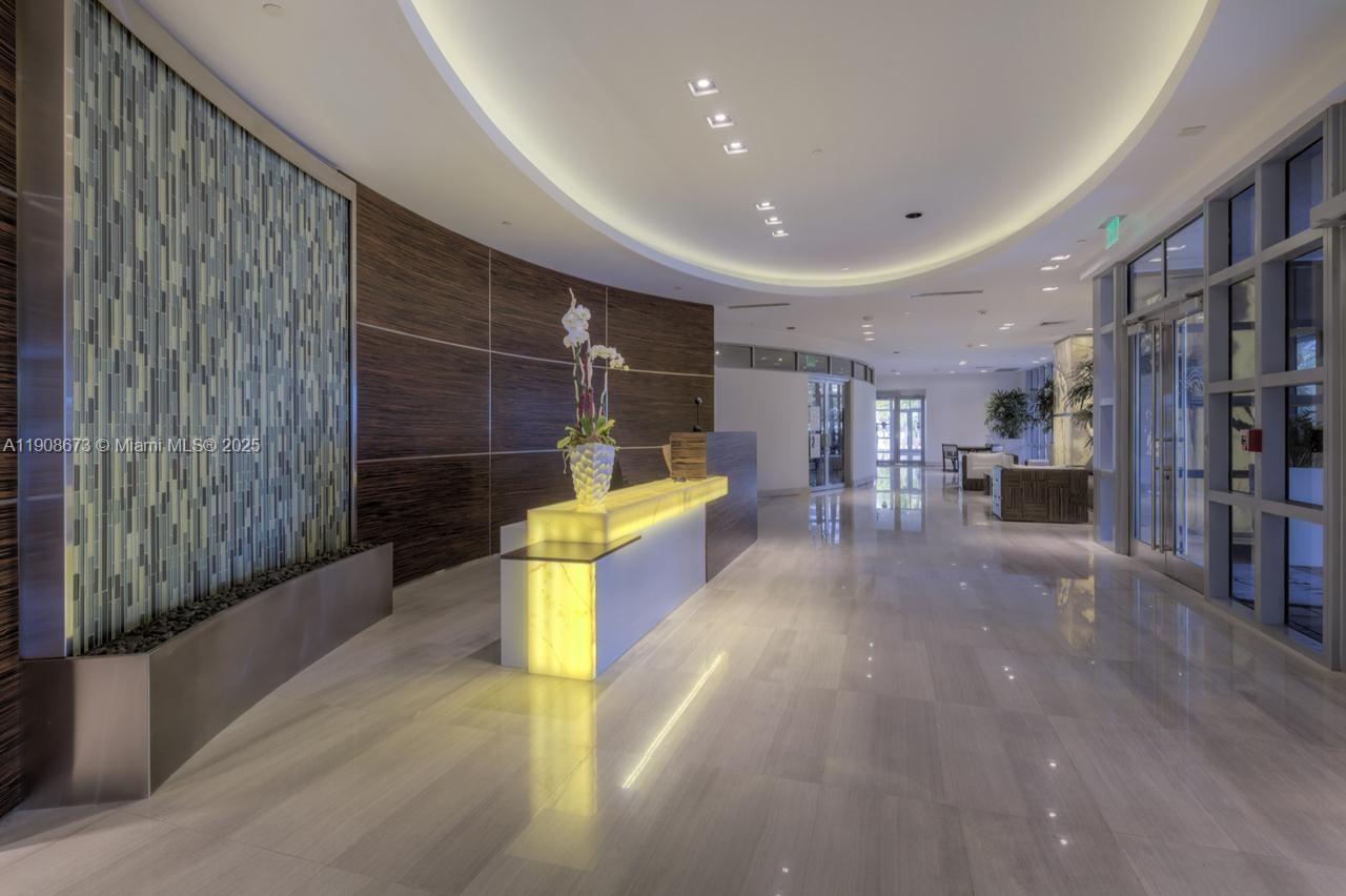 THE WAVERLY AT SOUTH BEAC - Residential