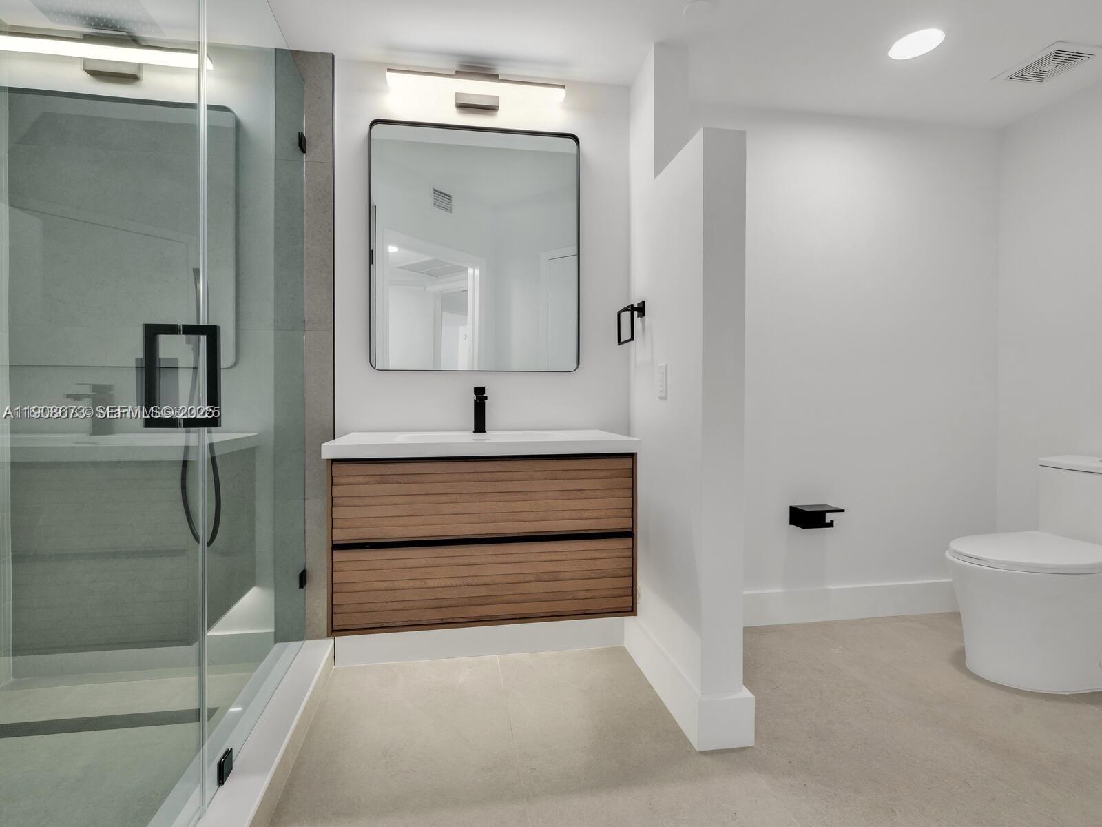 THE WAVERLY AT SOUTH BEAC - Residential