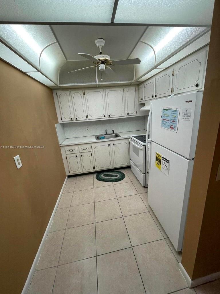 WINDSOR CONDOS - Residential Lease