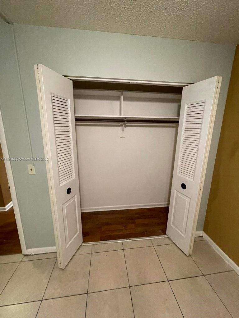 WINDSOR CONDOS - Residential Lease