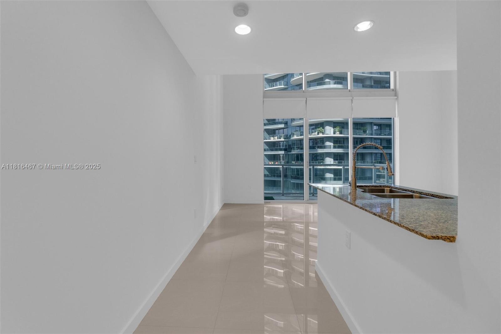 1050 Brickell Ave 2216