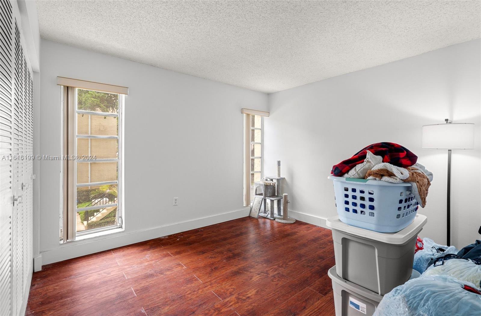 Photo 14 of 19 of 471 N Pine Island Rd D201 condo