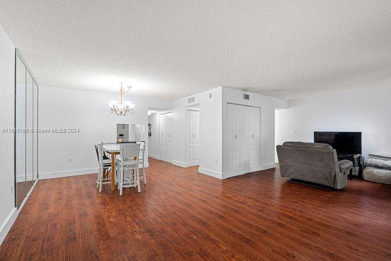 Photo 7 of 19 of 471 N Pine Island Rd D201 condo