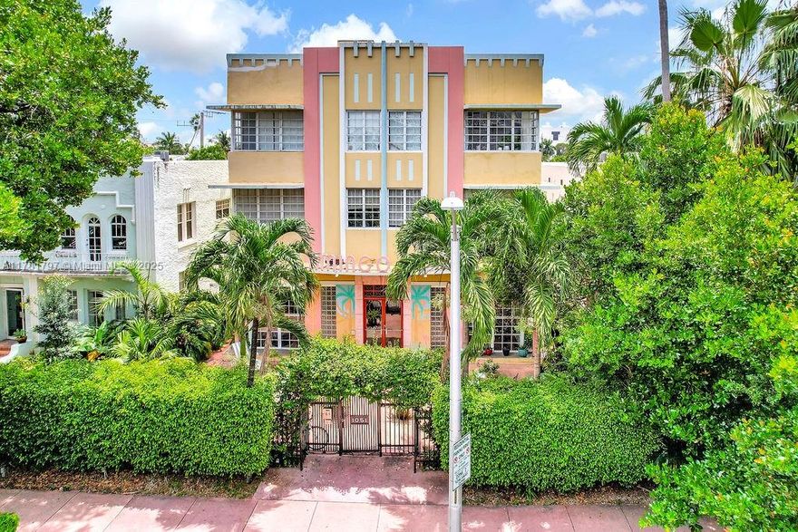 Go into this charming Art Deco-style 1-bedroom, 1-bathroom unit, nestled in the historic former Flamingo Plaza hotel at the heart of South Beach. Located on the picturesque tree-lined Meridian Avenue, it's less than a 10-minute walk to the beach. This corner unit boasts ample natural light and features new floors, an open kitchen, and central AC for your comfort. The building is conveniently situated across from the renowned Flamingo Park, offering an array of amenities such as a pool, track, gym, dog park, racquetball courts, and 17 clay tennis courts. Building perks include bike storage, laundry facilities, a beautiful lobby, and an inviting outdoor sitting area. Embrace the perfect blend of history and modern living in this delightful unit.
