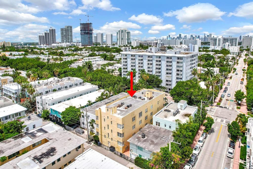 THE FLAMINGO CONDO - Residential