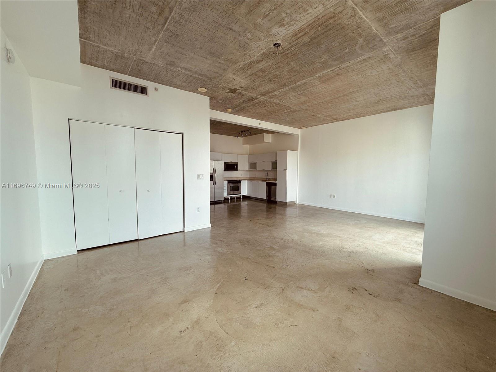 234 NE 3rd St 1205