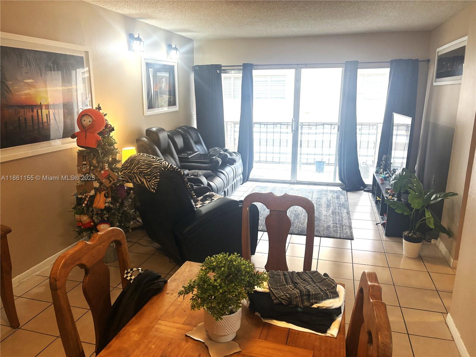 8889 Fontainebleau Blvd 204