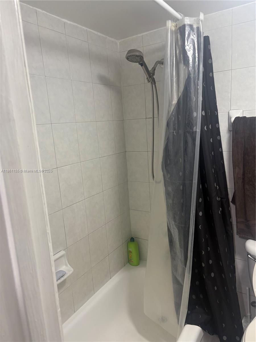 PINESIDE NO 2 CONDO - Residential