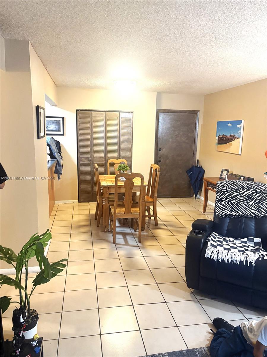 8889 Fontainebleau Blvd 204