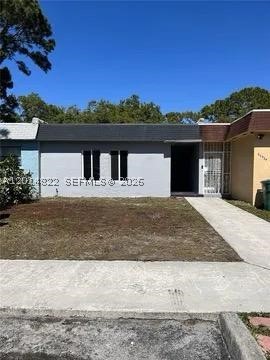 Photo 1 of 11 — 20922 NW 39th Ave, Miami Gardens, FL 33055