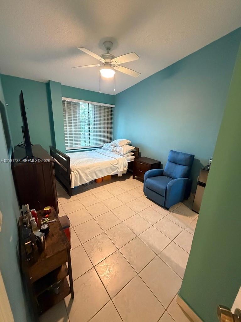 LAKEVIEW TOWNHOMES CONDO - Residential Lease