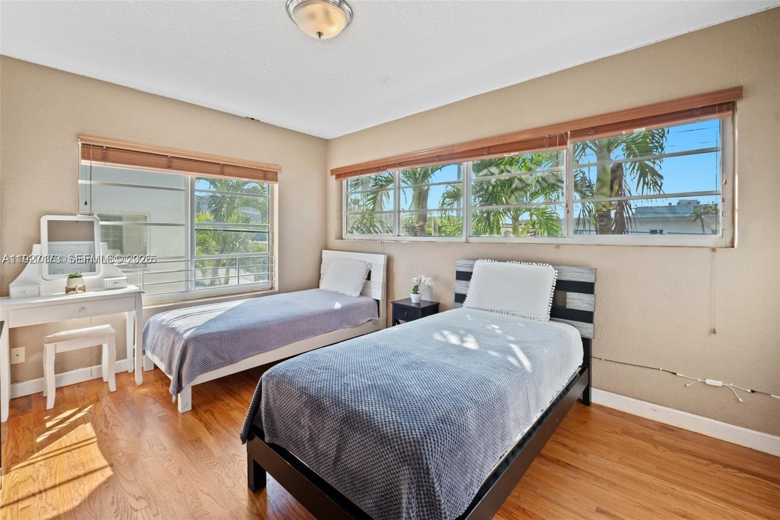 RITZ ROYAL PALM CONDO - Residential