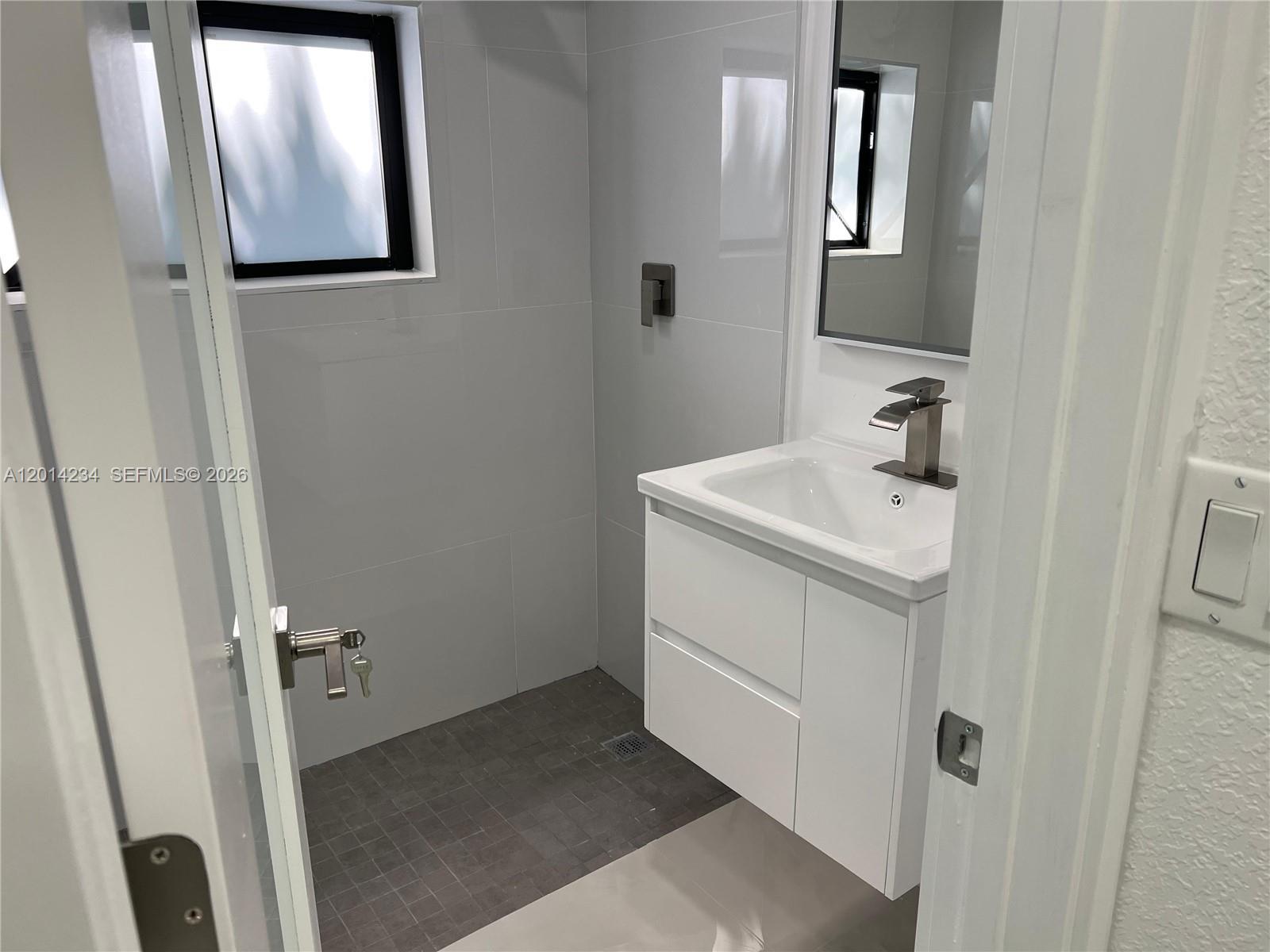 CALVERT MANORS - Residential