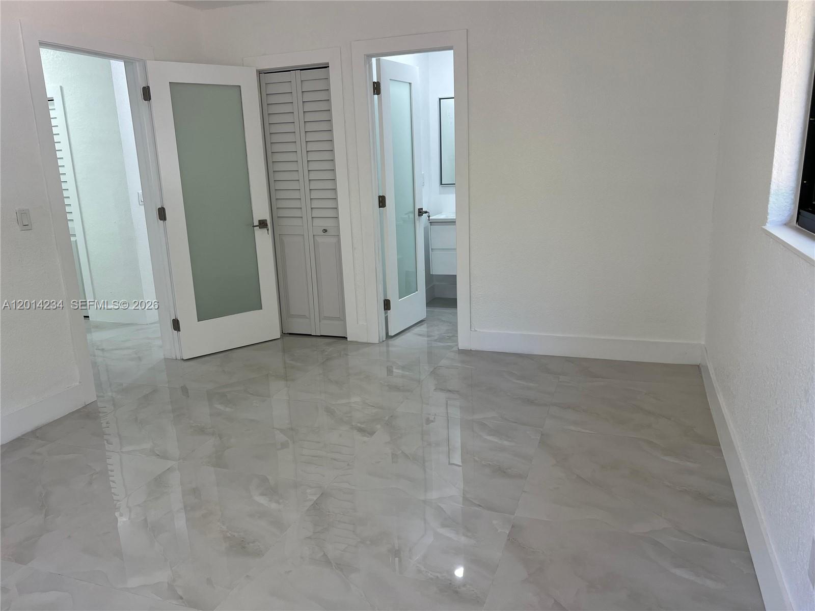 CALVERT MANORS - Residential