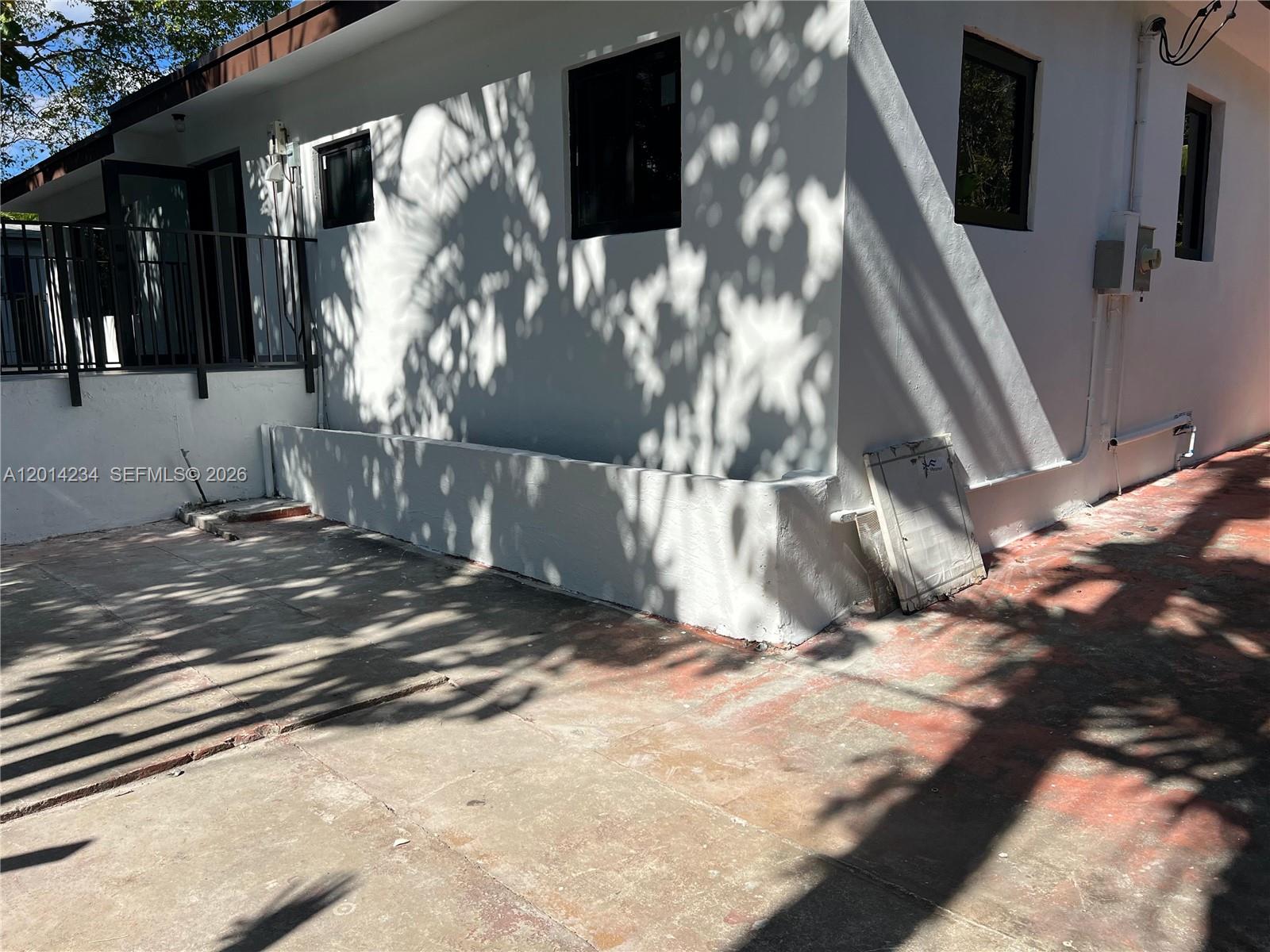 CALVERT MANORS - Residential