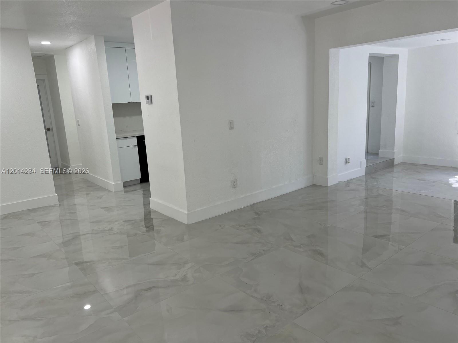 CALVERT MANORS - Residential