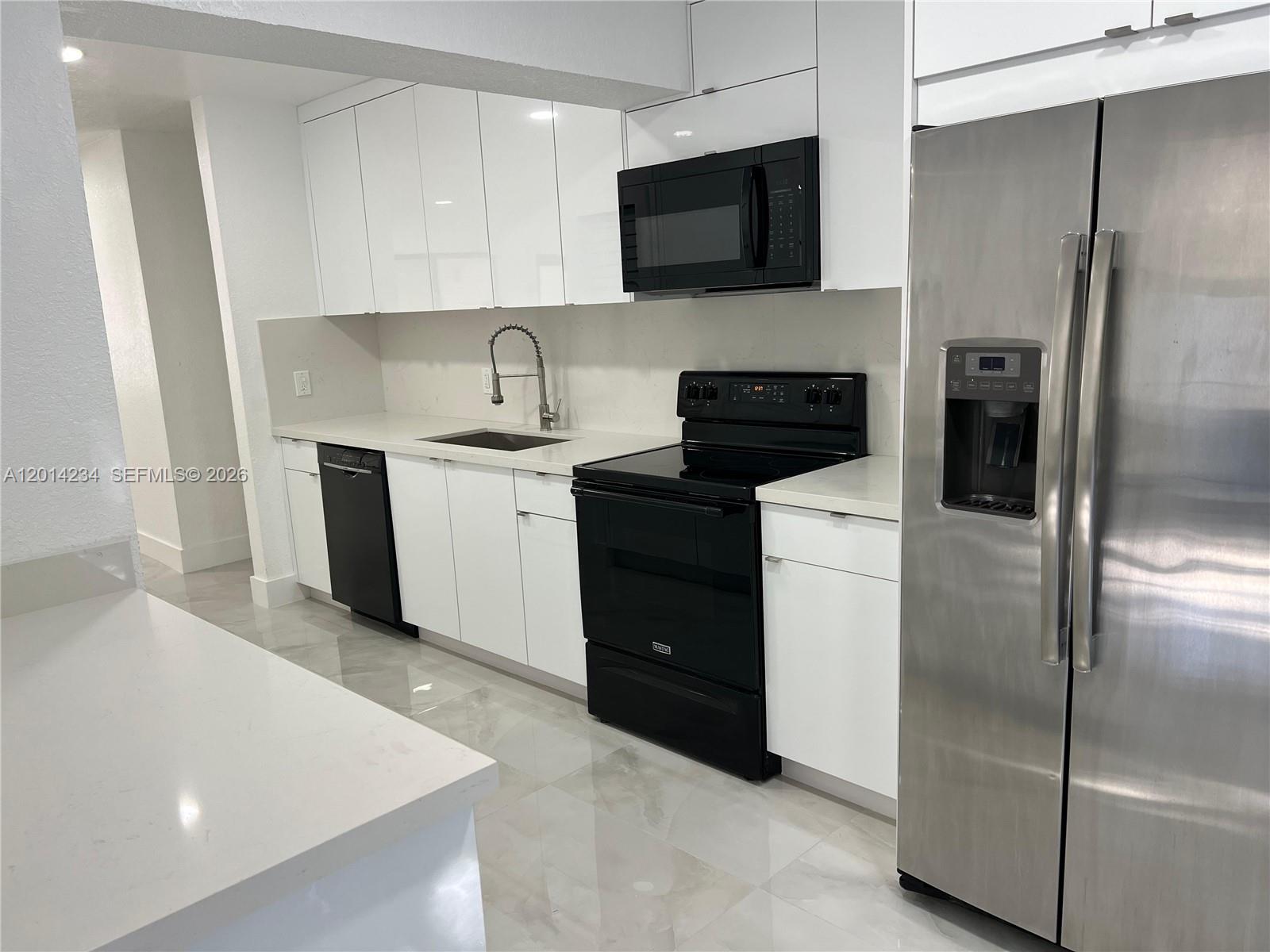CALVERT MANORS - Residential