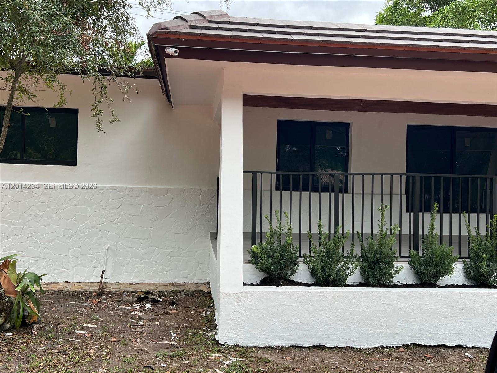 CALVERT MANORS - Residential