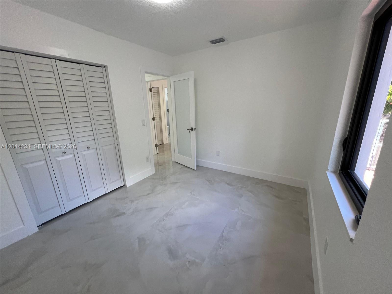 CALVERT MANORS - Residential