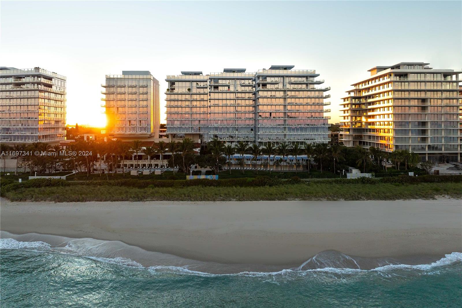 SURF CLUB CONDO - Residential