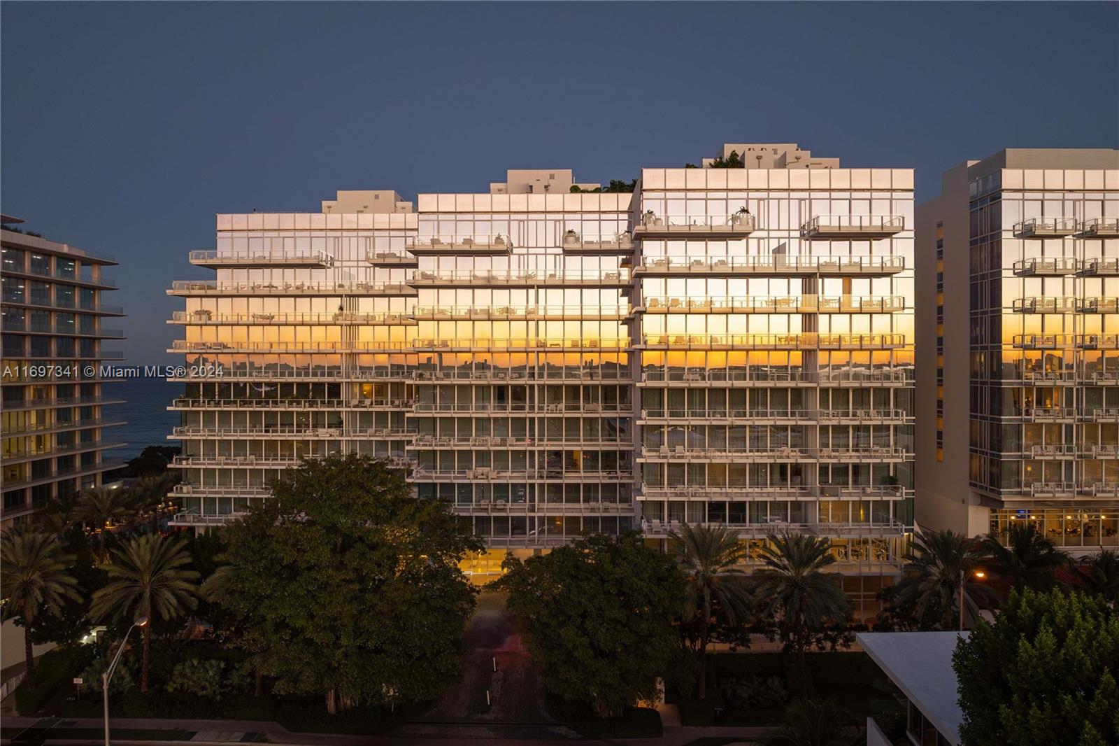 SURF CLUB CONDO - Residential