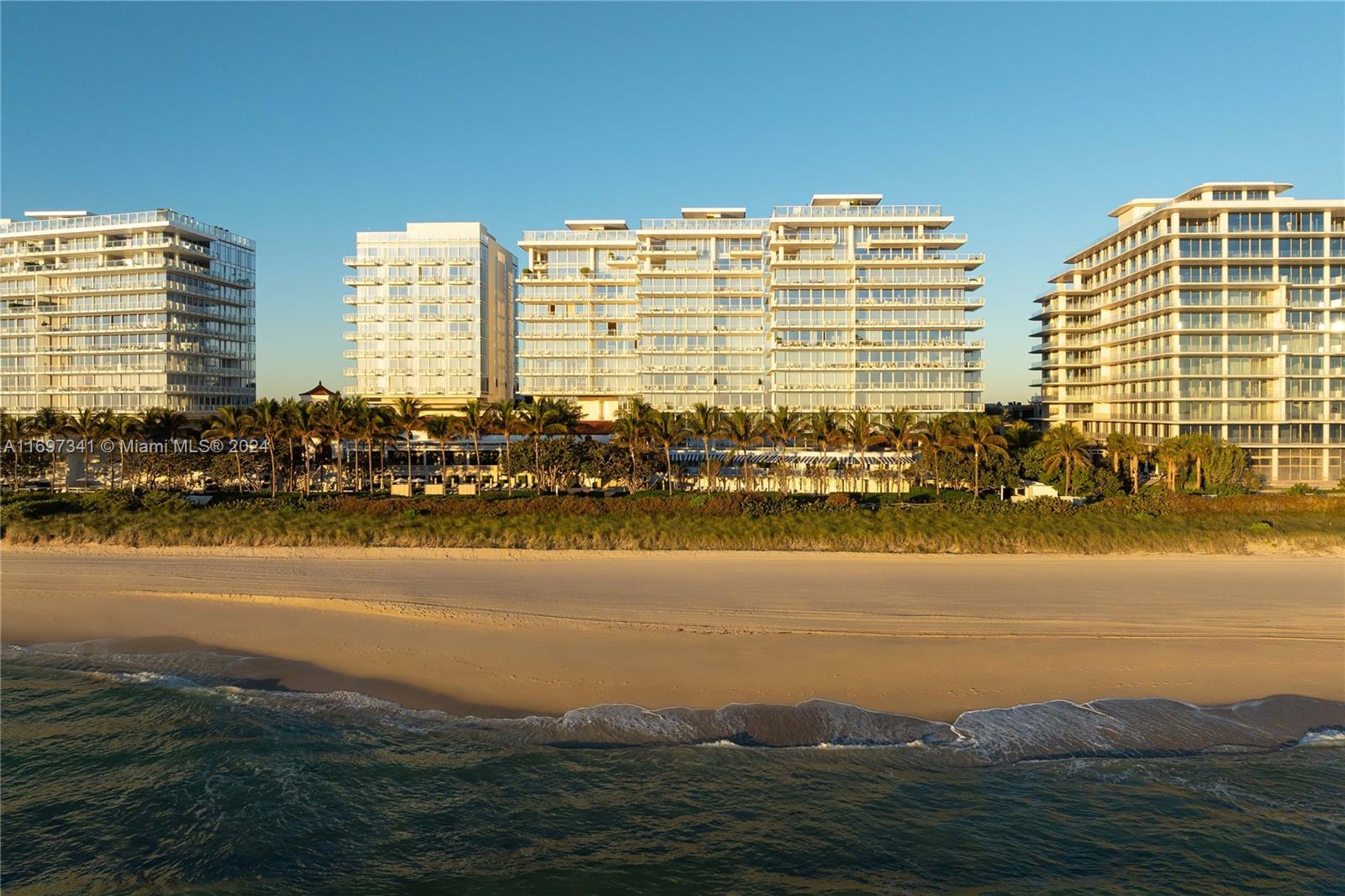 SURF CLUB CONDO - Residential