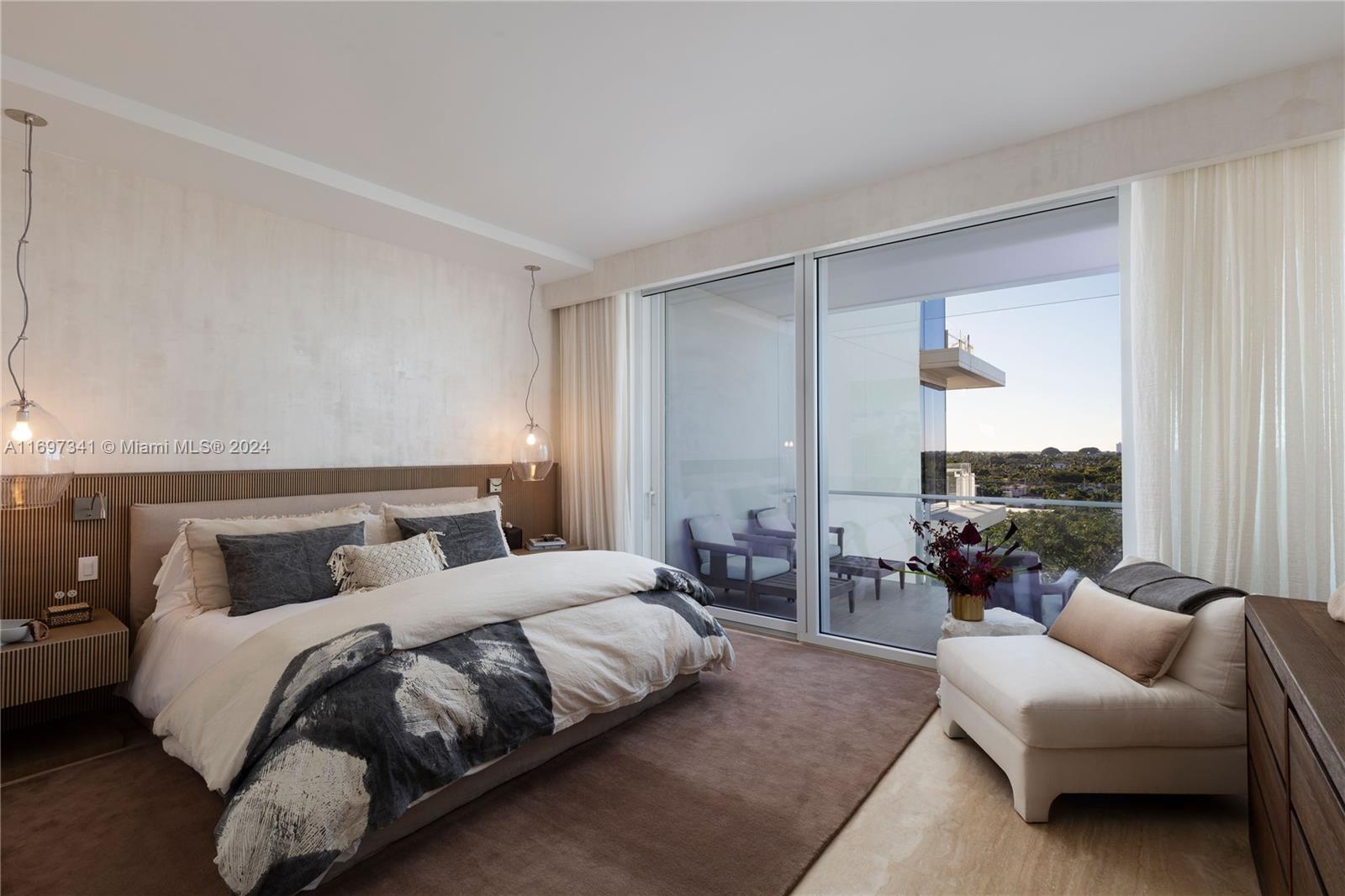 SURF CLUB CONDO - Residential
