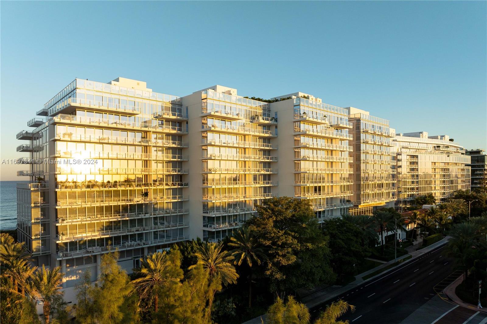 SURF CLUB CONDO - Residential