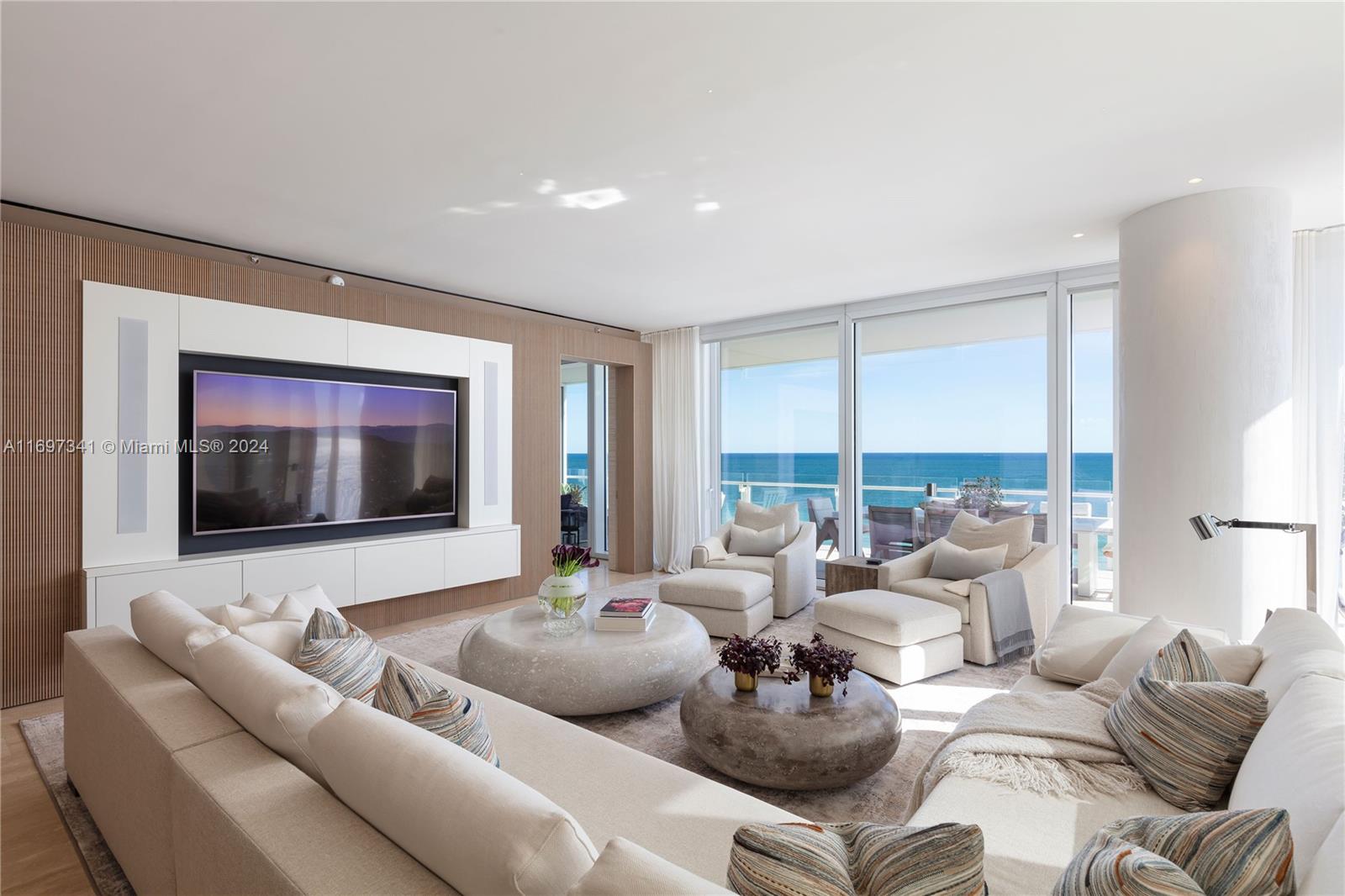 SURF CLUB CONDO - Residential