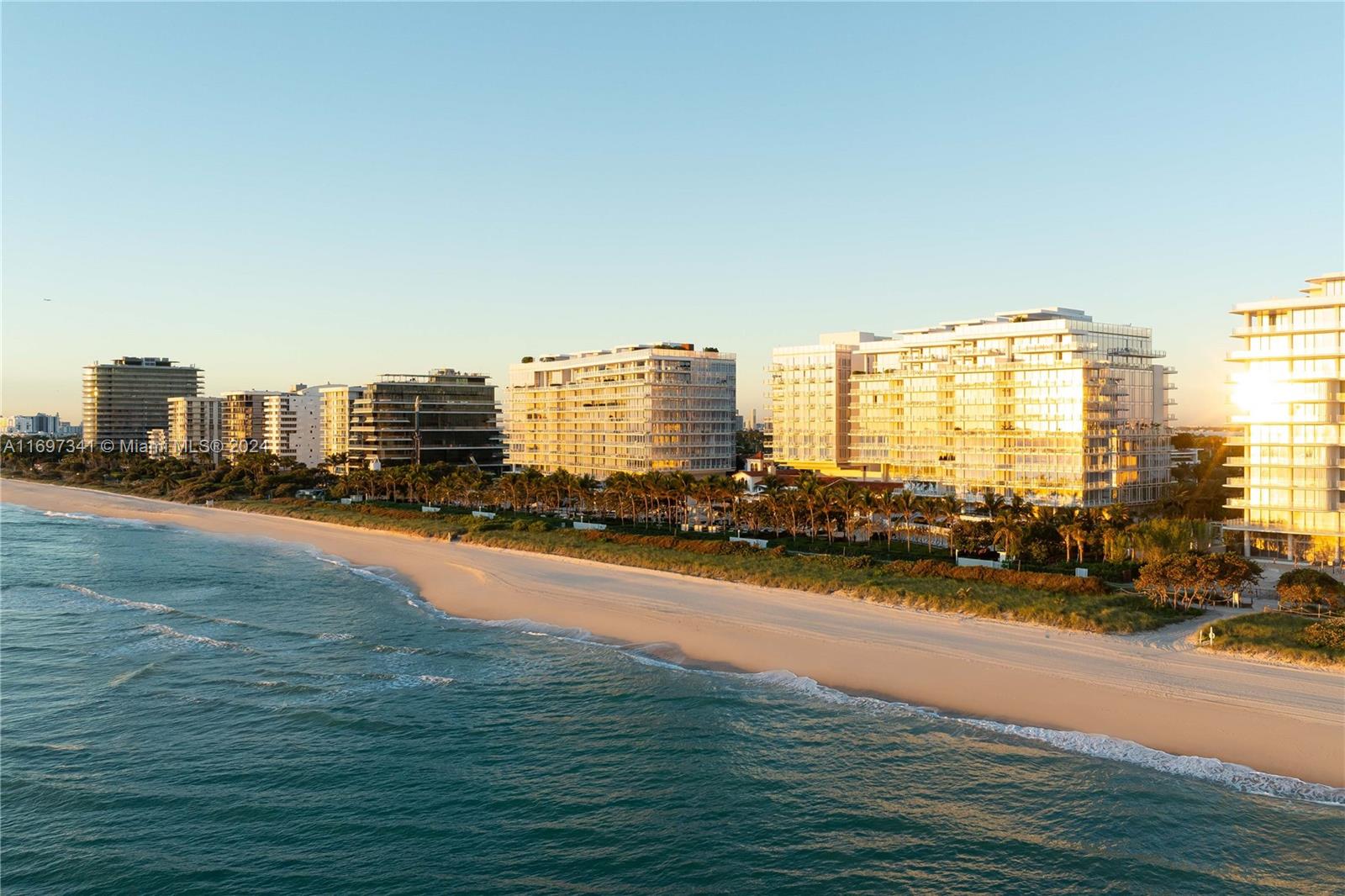 SURF CLUB CONDO - Residential