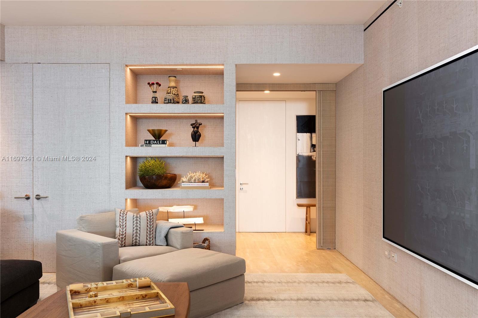 SURF CLUB CONDO - Residential
