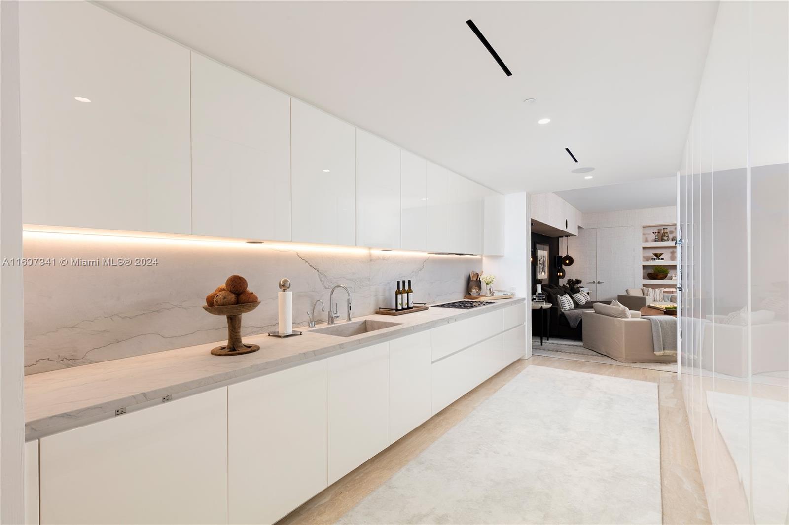 SURF CLUB CONDO - Residential