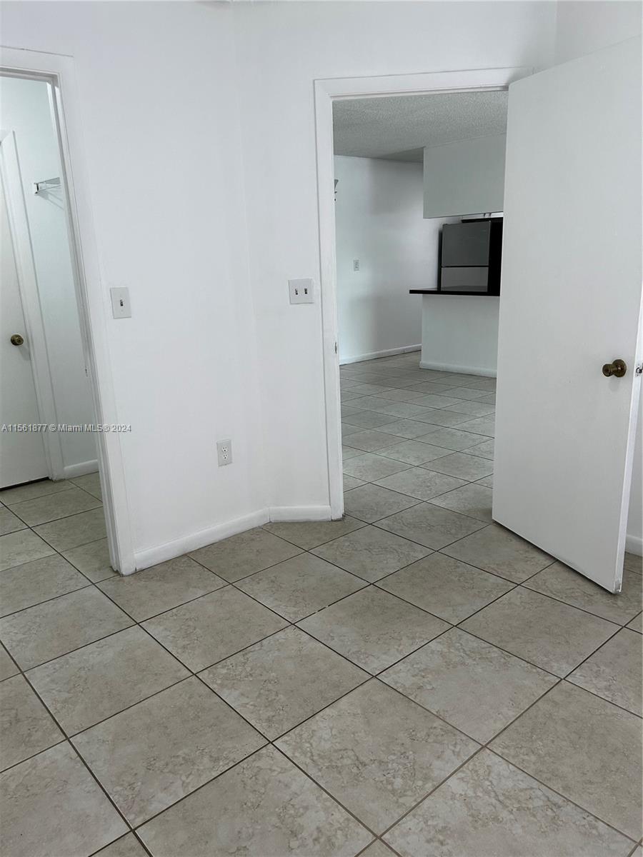 ANTIGUA AT CNTRY CLUBOF M - Residential Lease