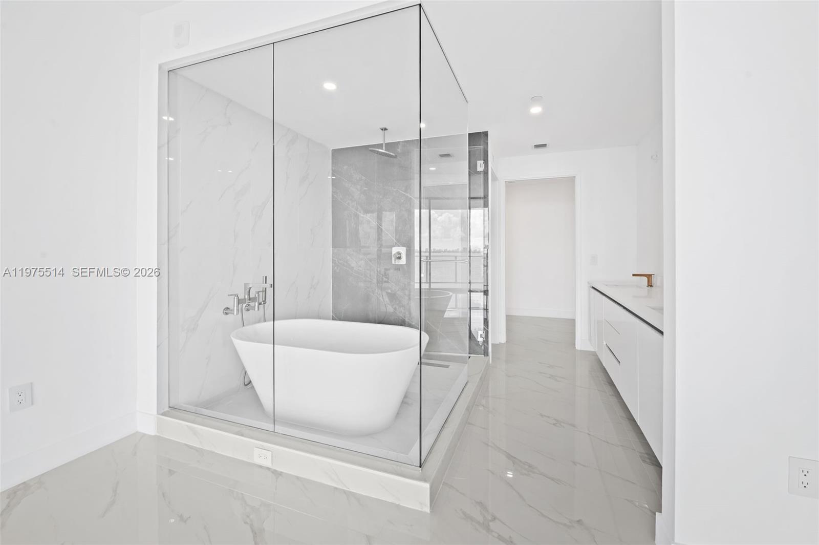 ARIA RESERVE SOUTH - Residential