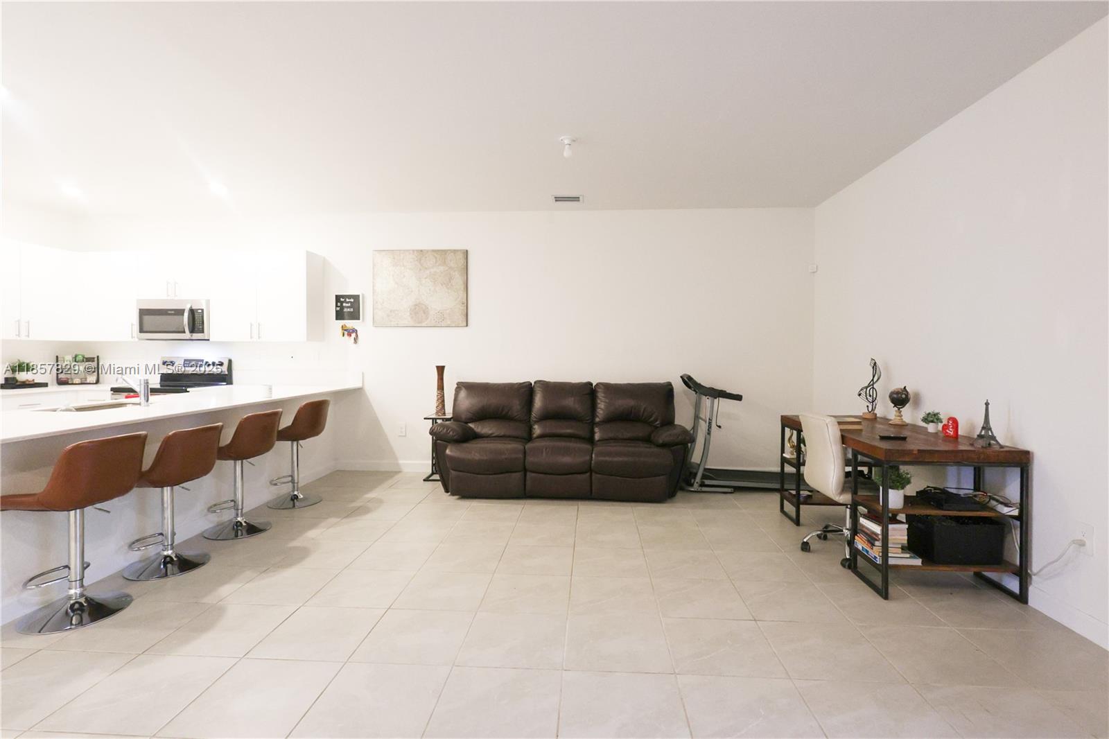 DOWN SOUTH - Residential