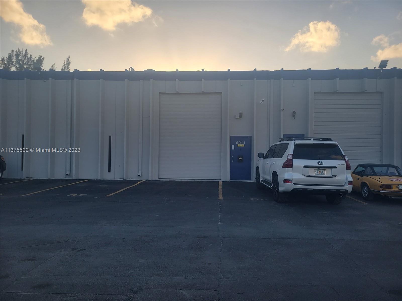 Spacious Warehouse with a waiting area. Quiet area with no front neighbors. Six assigned parking spaces. Five minutes from Miami International Airport. Ready to move in. Alarm System. Realtor must call LA before opening the door to di-active the alarm. Click on the showing request for showing instructions. See broker's remark for HOA contact information
