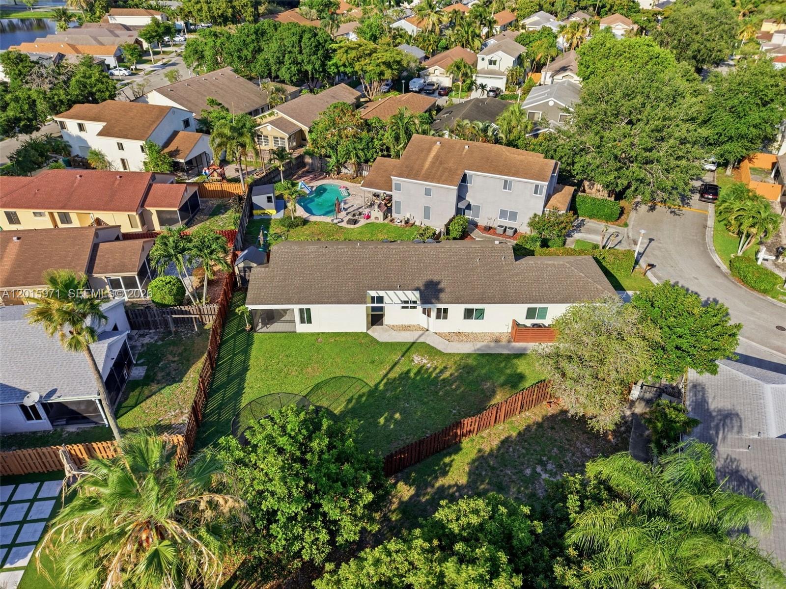LAKEVIEW HOMES - Residential