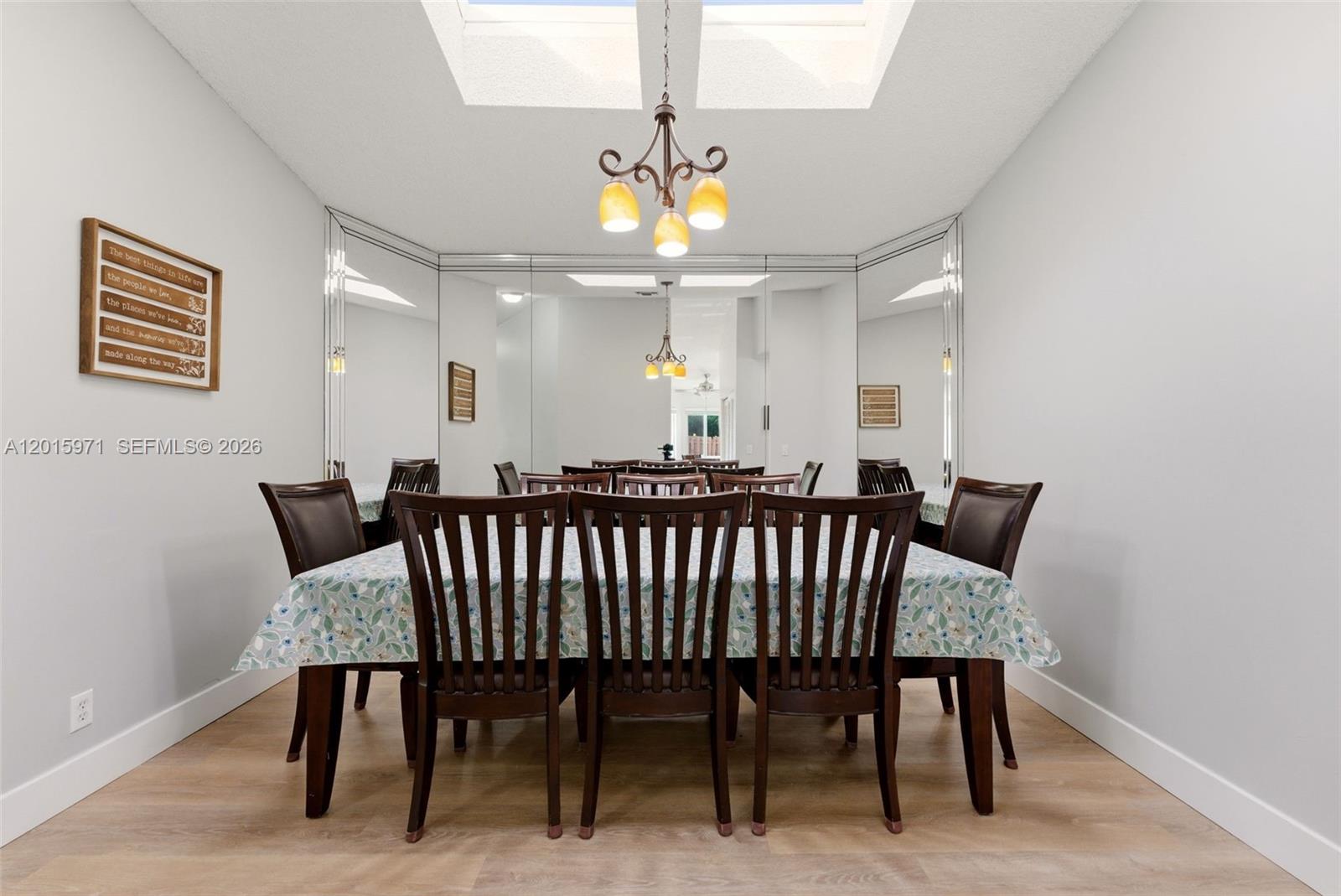 LAKEVIEW HOMES - Residential