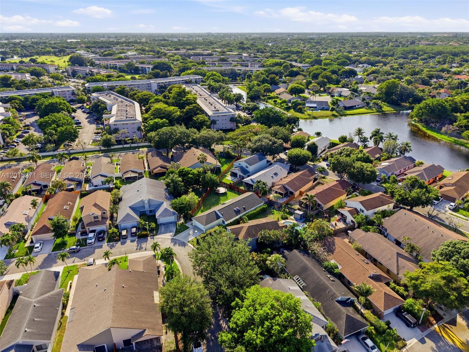 LAKEVIEW HOMES - Residential