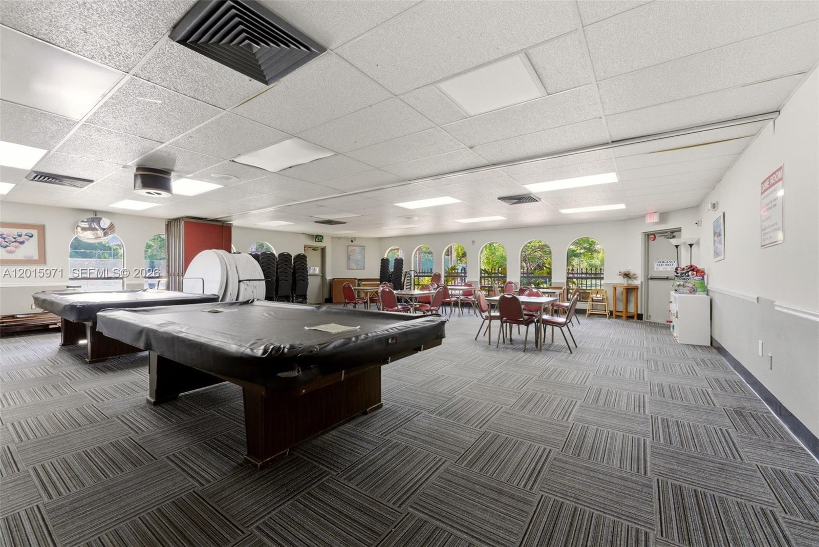 LAKEVIEW HOMES - Residential