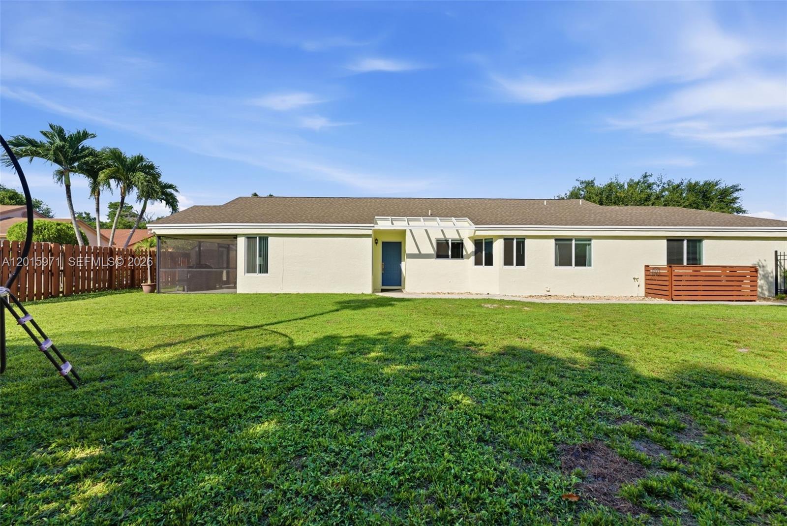 LAKEVIEW HOMES - Residential