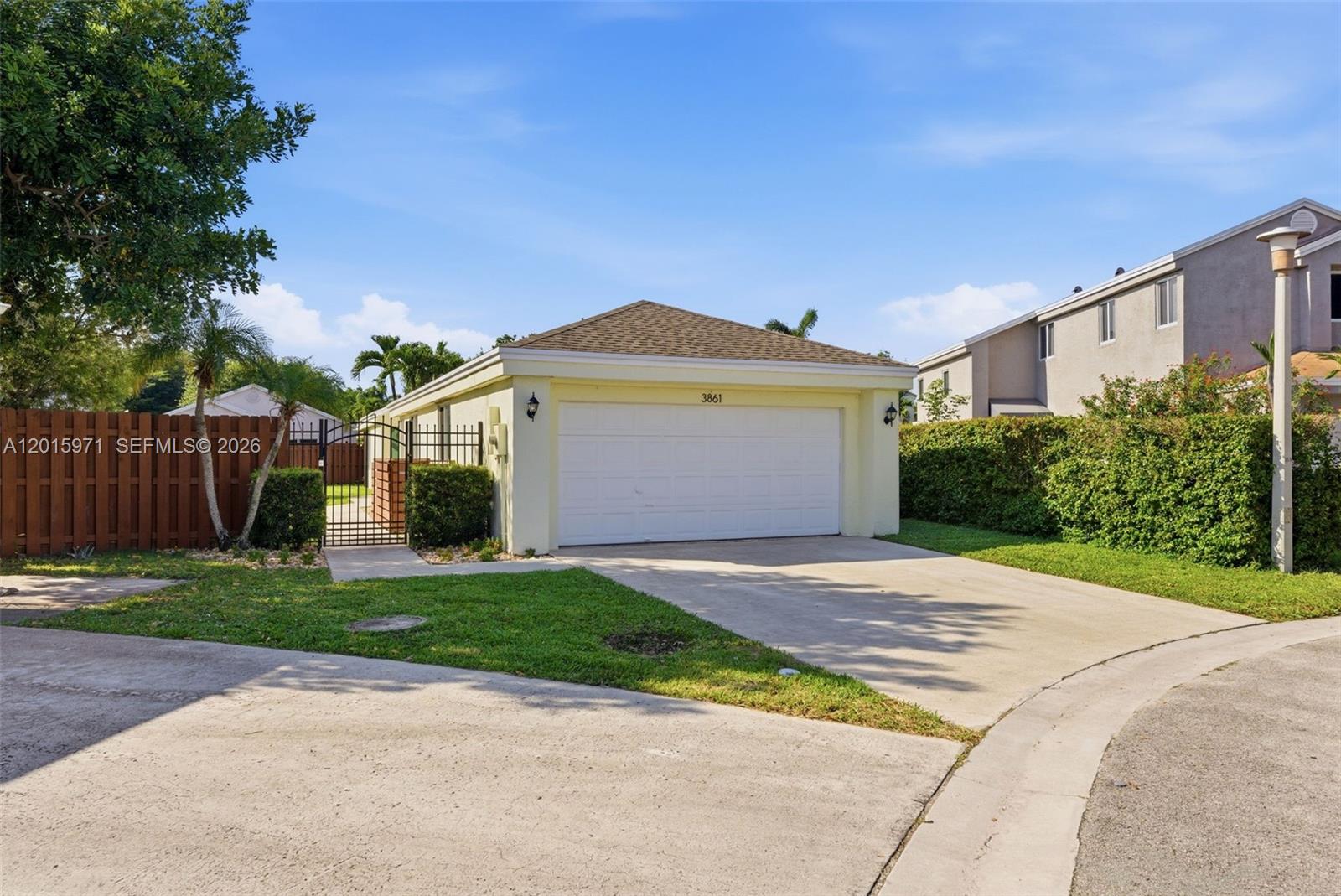 LAKEVIEW HOMES - Residential