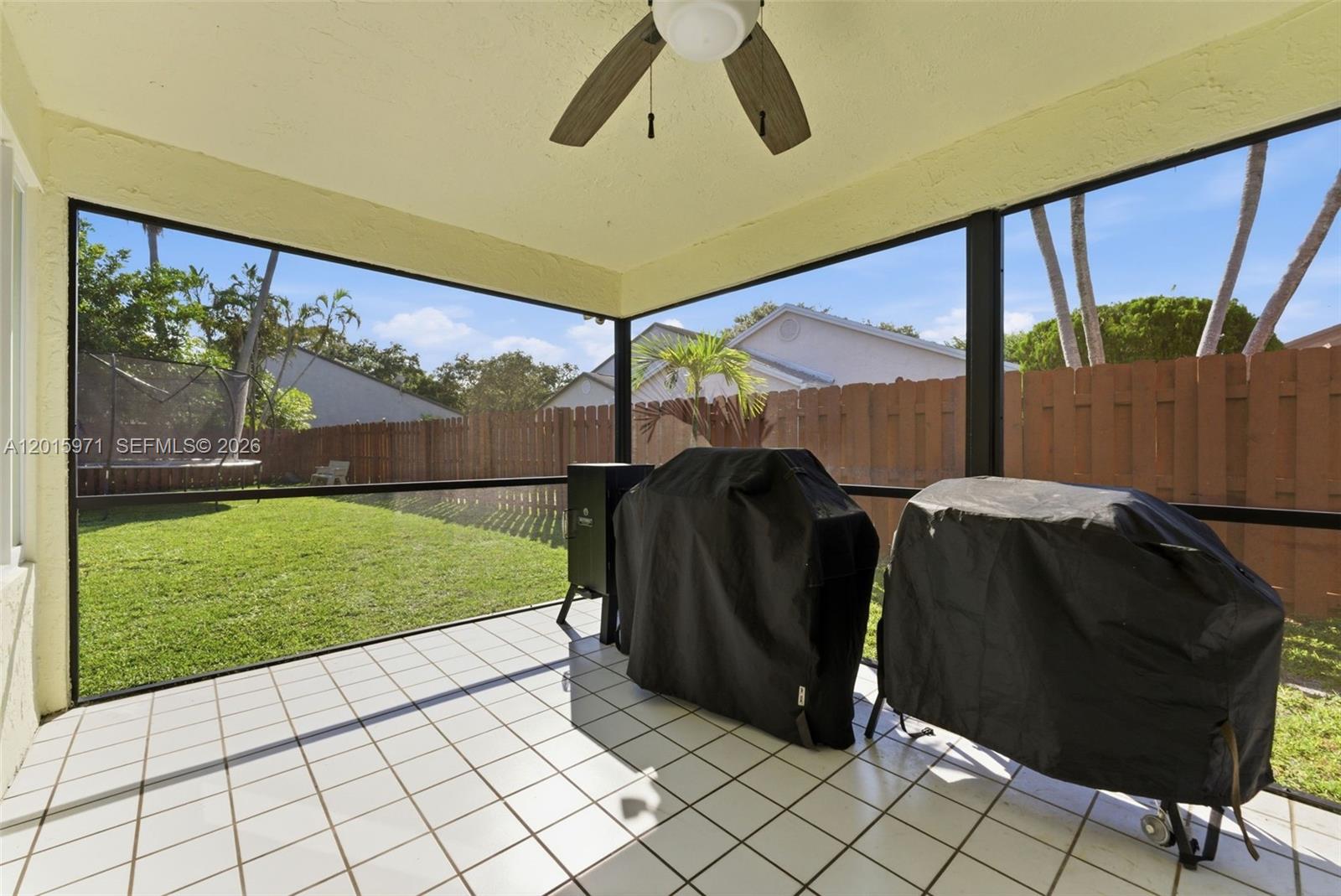LAKEVIEW HOMES - Residential
