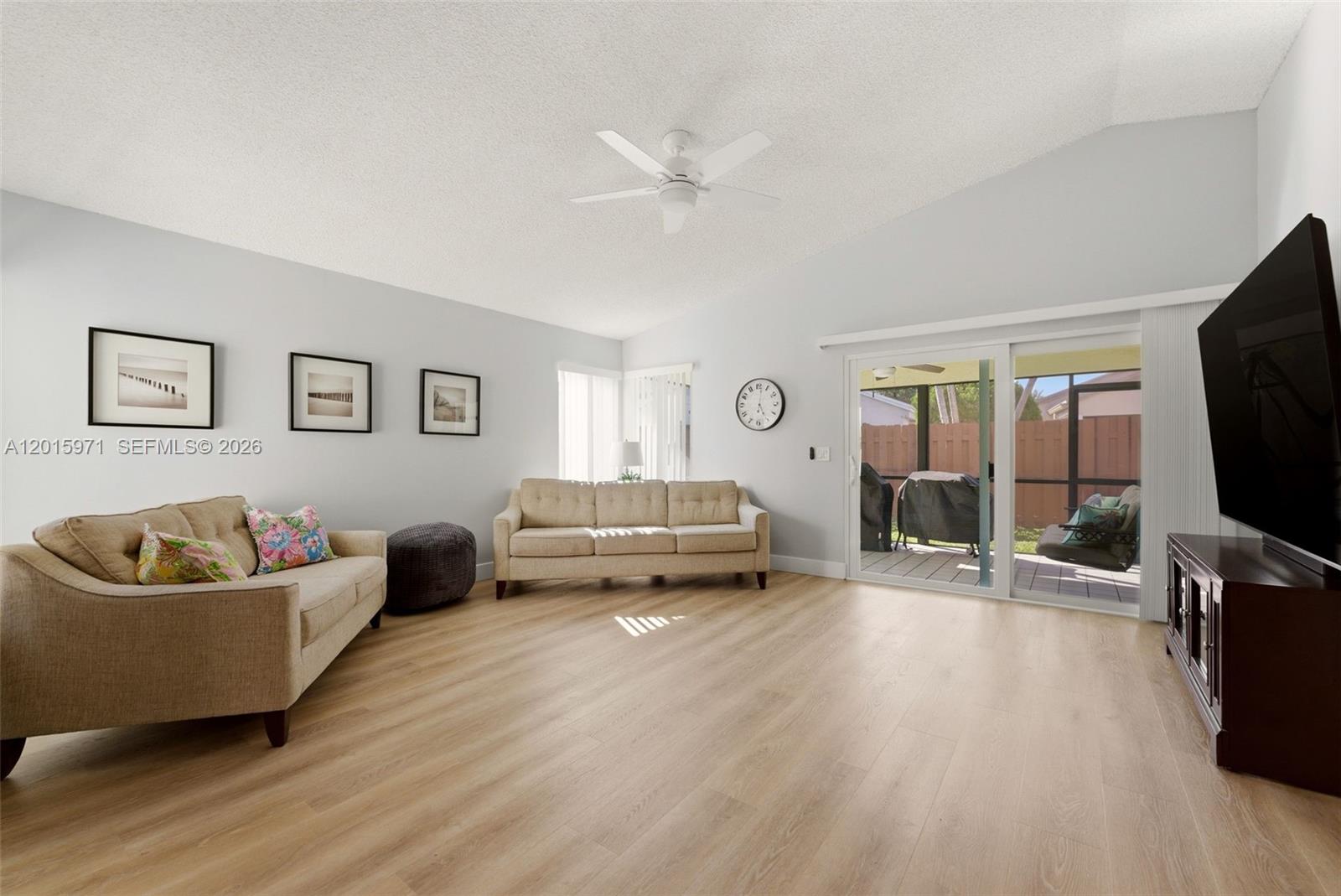 LAKEVIEW HOMES - Residential