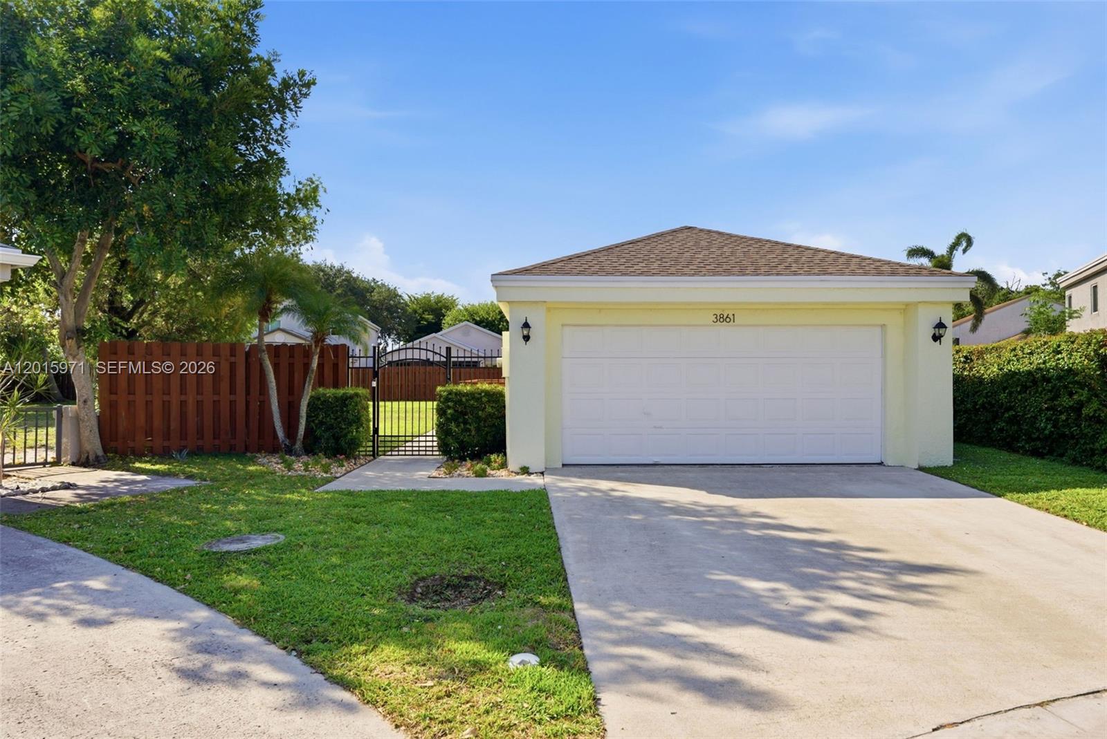 LAKEVIEW HOMES - Residential