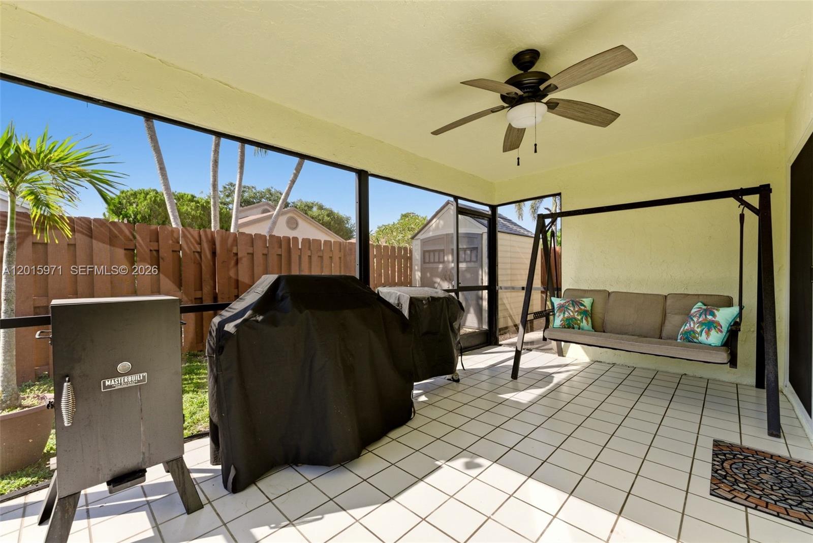 LAKEVIEW HOMES - Residential
