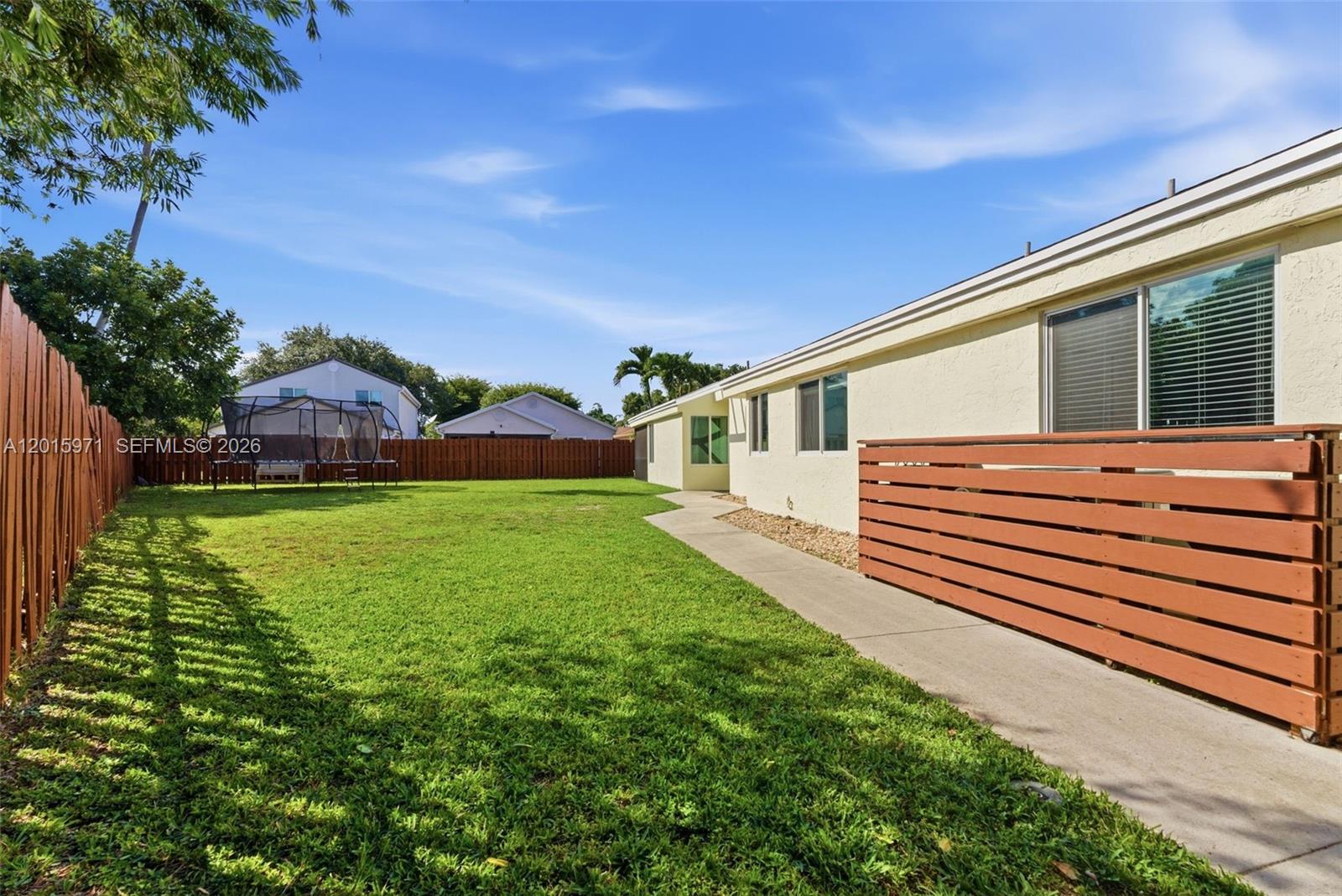 LAKEVIEW HOMES - Residential